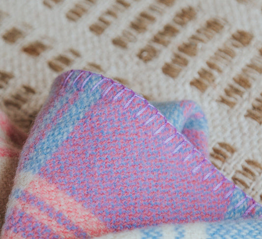 Vintage NZ "Galaxie" Wool Blanket