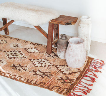 vintage moroocan rug, azilal boujaad wool rug for bathroom in peach tones and earth tones