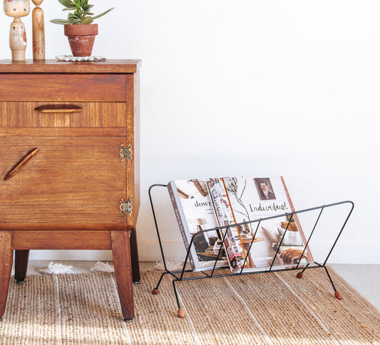 vintage boho retro wire magazine rack black with wooden ffet