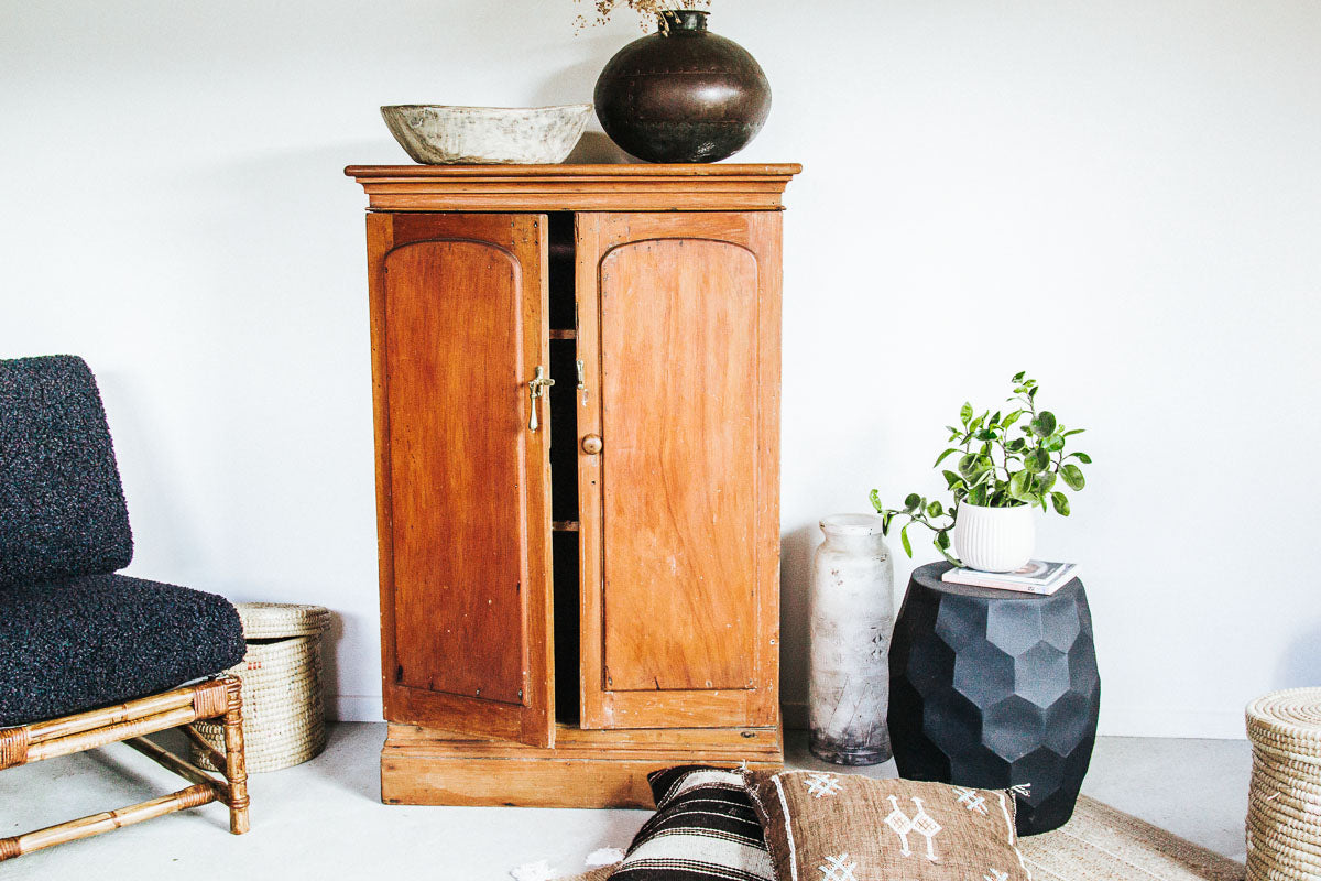 black textured honeycomb hexagonal side table stool