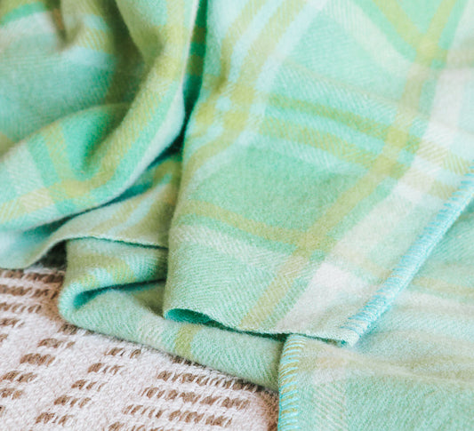 Vintage NZ Wool Blanket