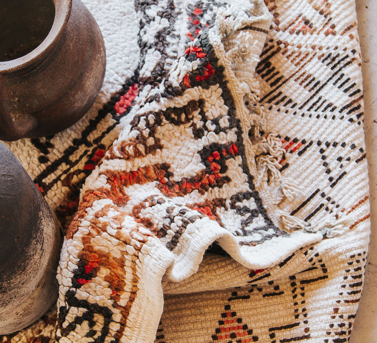 vintage boho beni ourain wool moroccan rug with triabl pattern bohzali