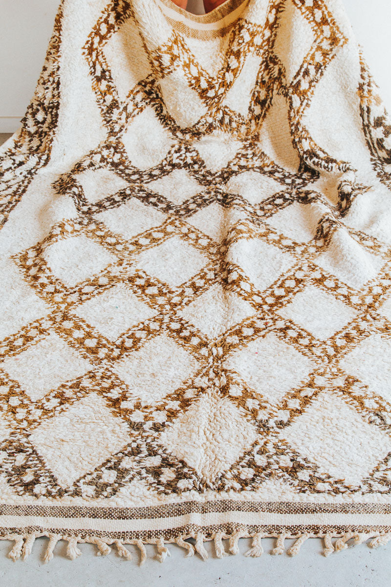 vintage boho beni ourain wool moroccan rug cream with soft brown diamond pattern