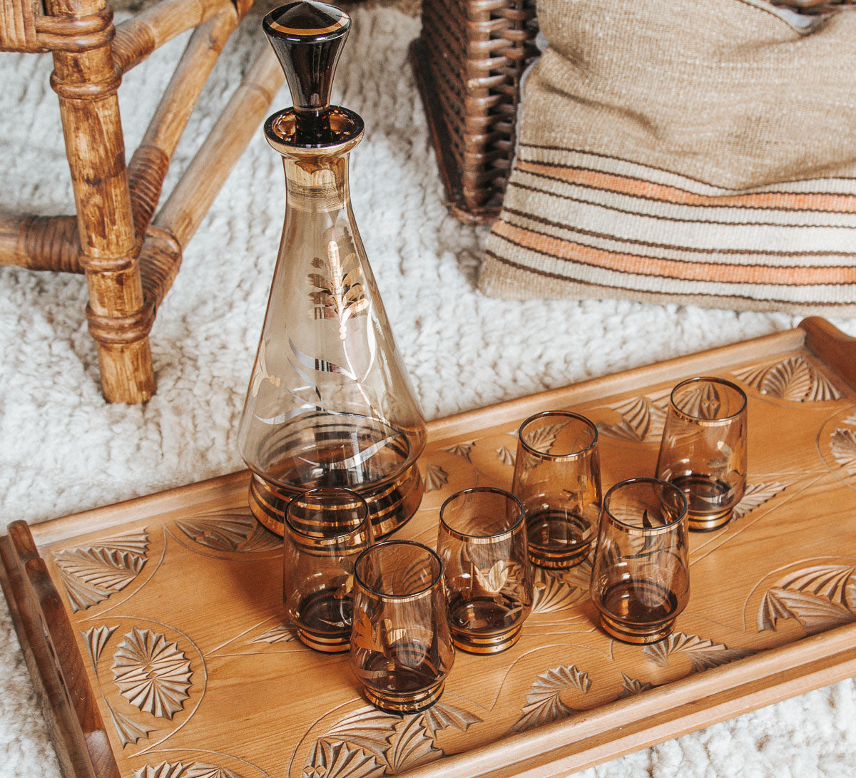 vintage boho bohemian balck and gold decanter with liqueur cglasses