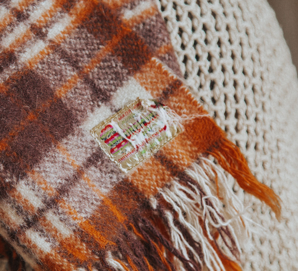 vintage retro kiwiana nz onehunga wool woollen travel blnket rug with taassles