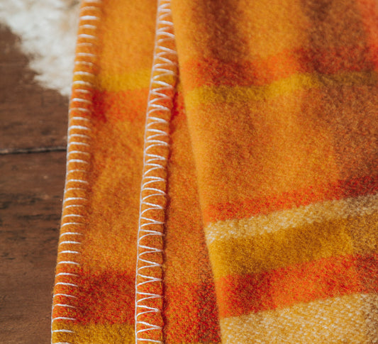Vintage NZ 'Warma' Wool Blanket