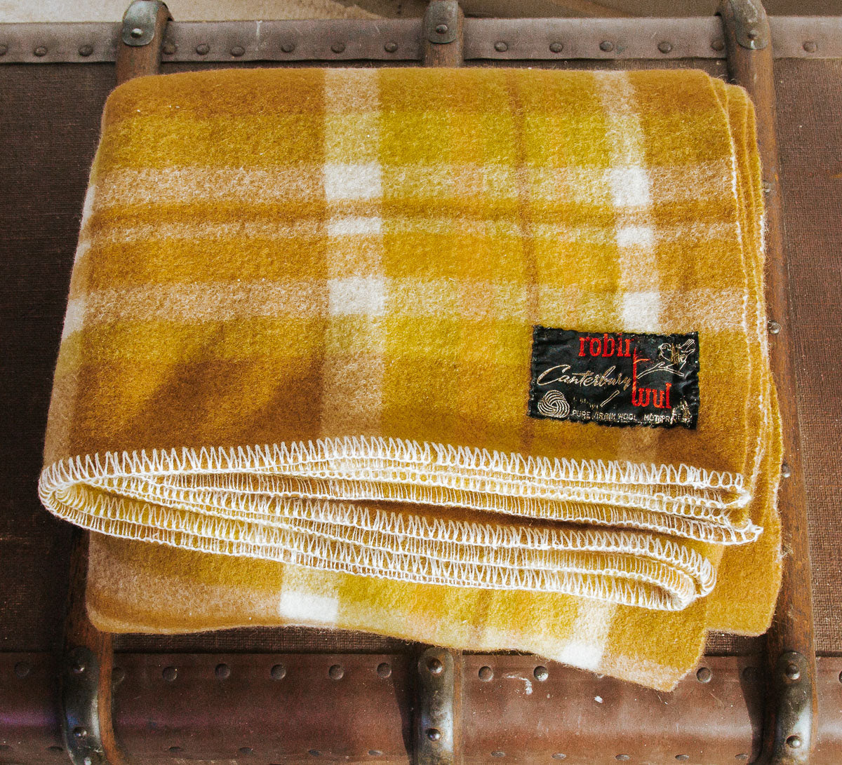 vintage retro nz wool robin wul canterbury woollen blanket