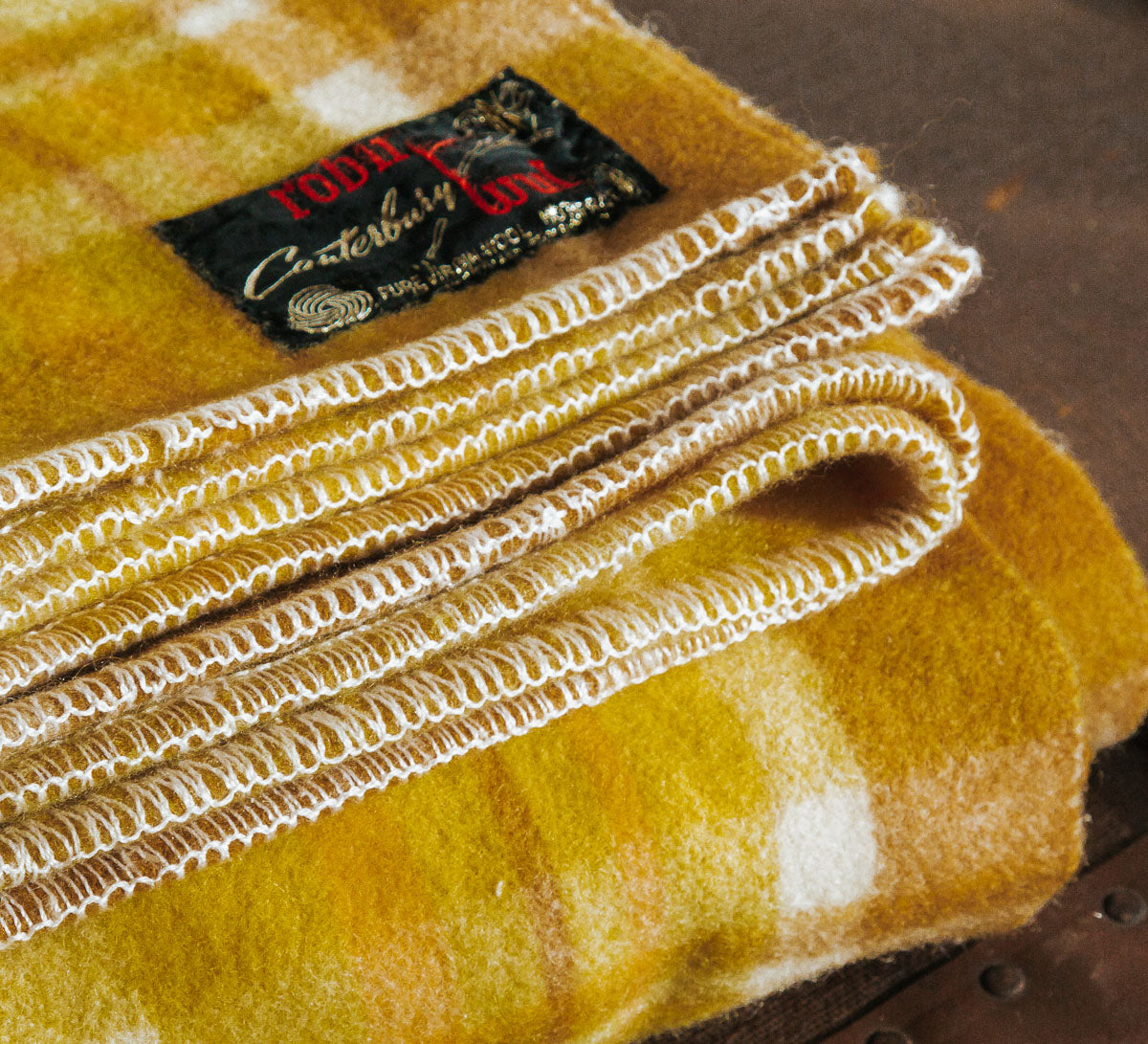 vintage retro nz wool robin wul canterbury woollen blanket