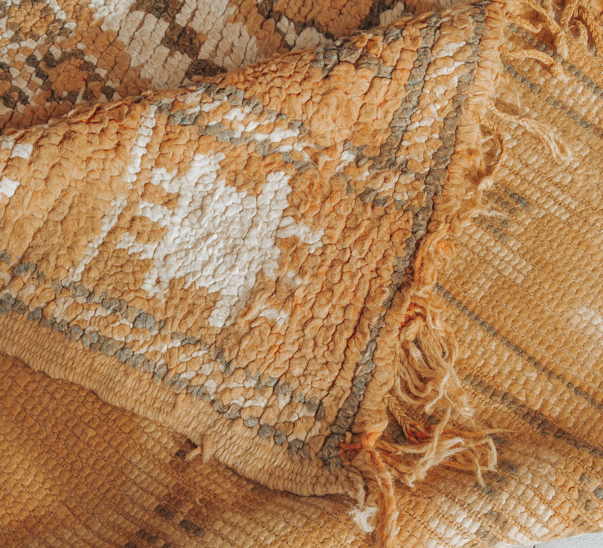 vintage boho woollen boujaad moroccan handmade rug