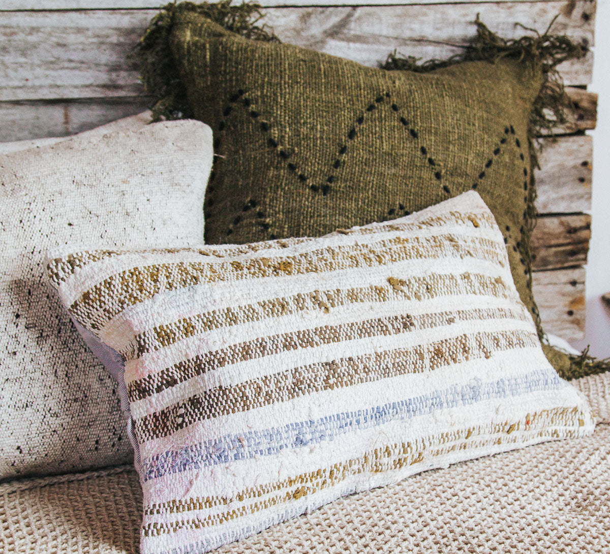 vintage boho turkish kilim cushion pillow