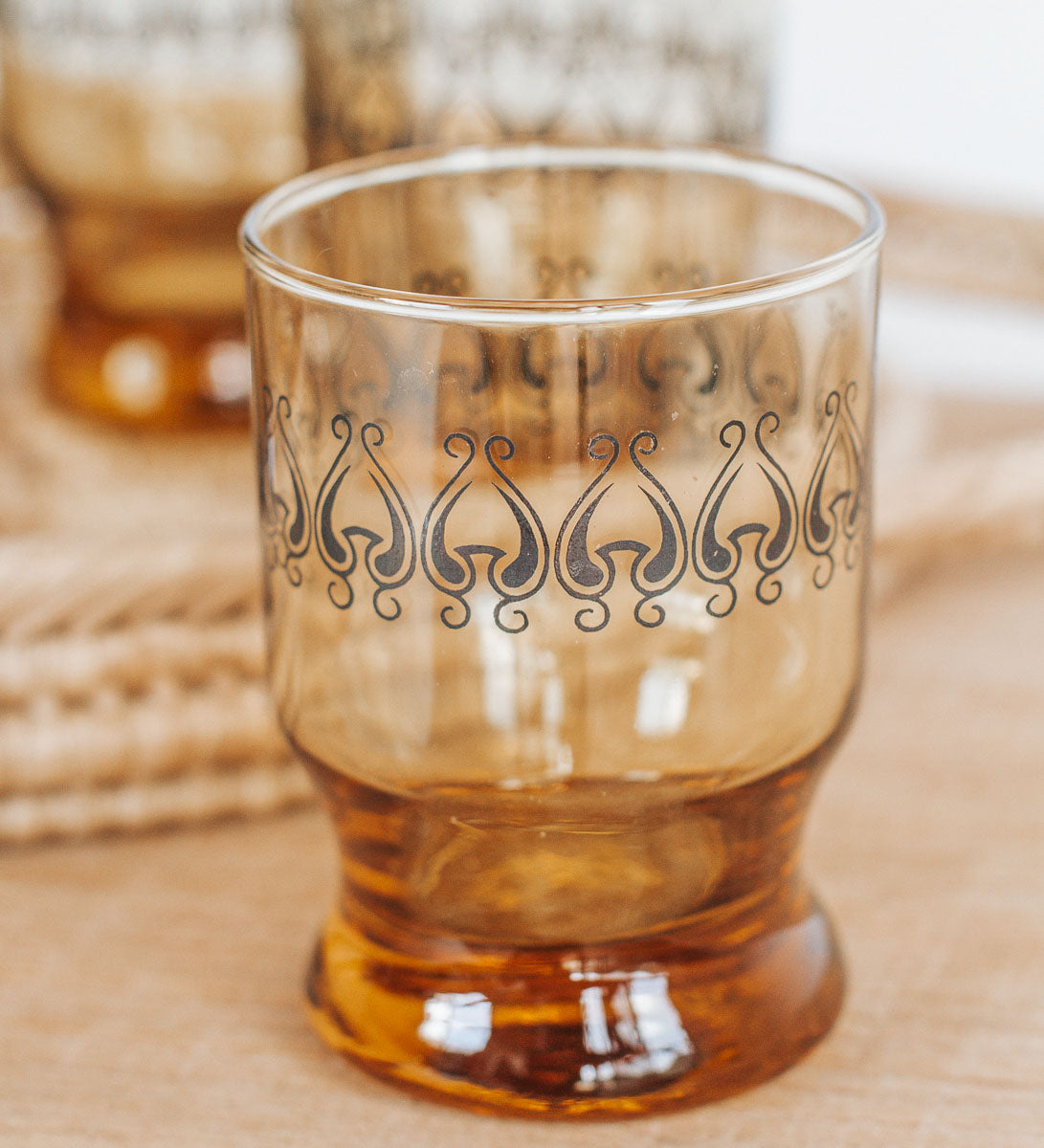 vintage retro bohemian nz made honeygold Kaaru glasses tumblers made by crown crystal nz 